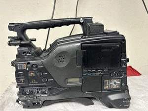 Sony PDW-F800 XDCAM HD Professional Camcorder Body Only - Picture 1 of 11
