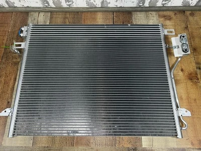 Condensador de aire acondicionado para 08-20 Chrysler Town & Country Dodge Grand Caravan Volkswagen Foto 1 de 4