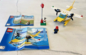 LEGO City: Seaplane 3178 100% Complete w/ Minifigure & Manuals