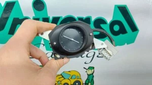 1993 Mazda 929 Analog Clock - Picture 1 of 2