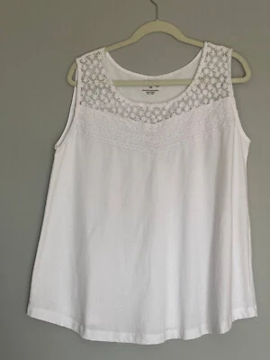 BLUSA MUJER CORAL BAY. TALLA: 1X CUELLO REDONDO ENCAJE BLANCO SIN MANGAS Foto 1 de 4
