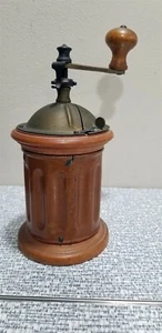 Vintage F&B TRE SPADE Manual COFFEE GRINDER Made in ITALY Metal & Wood - Picture 1 of 12