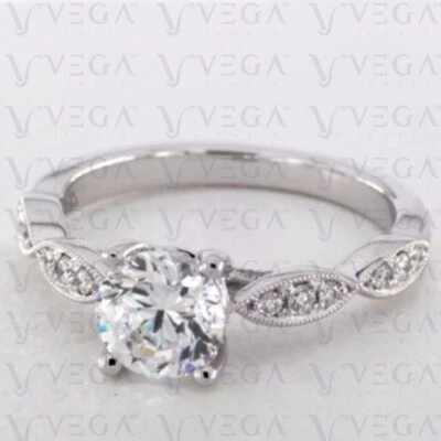 Anel de noivado de moissanita corte redondo 2,40 quilates folheado a ouro branco 14K - Imagem 1 de 4