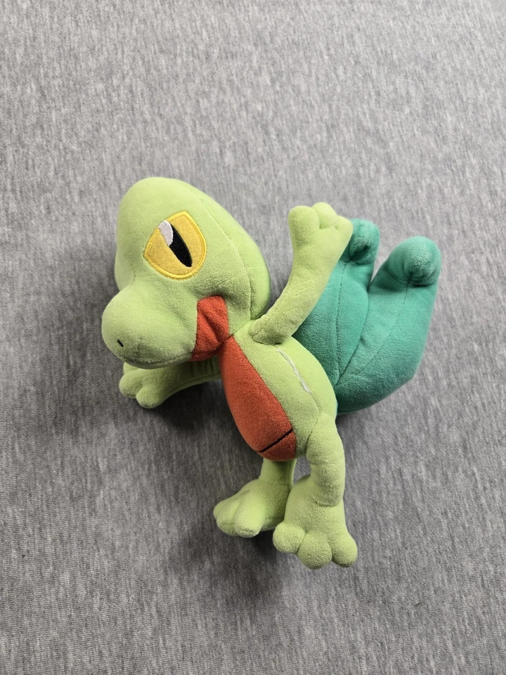 Muñeco de peluche Pokémon Treecko Nintendo Center peluche juguete coleccionable Foto 1 de 4