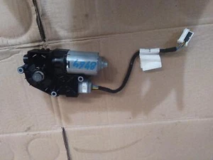 MERCEDES C CLASS SUNROOF MOTOR W204, SEDAN, STANDARD SLIDING SUNROOF MOTOR, 07/0 - Picture 1 of 5