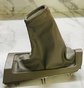 Volvo V70 XC XC70 OEM Parking Hand Brake Handbrake Leather Boot 39969882 - Bild 1 von 3