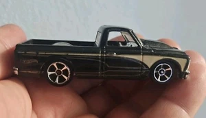 Hot Wheels 2013 '67 Chevy C10 Loose Diecast  Truck - Picture 1 of 4