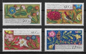 Berlin 1985 ** Satz Mi 744-47 Wohlfahrt Miniaturen Streublumen Beeren 01317A - Picture 1 of 5