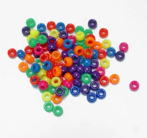Mini cuentas de flequillo de neón múltiples hechas en EE. UU. 1.000 piezas escuela de artesanía VBS kandi joyería - Imagen 1 de 1