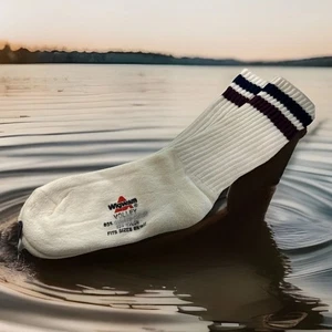 Calcetines De Colección Wigwam Voleibol Acrílico Blanco Azul Borgoña Rayas 8.5-11 EE. UU. - Imagen 1 de 6
