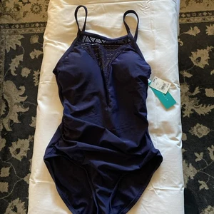 AquaGreen Swimwear, New With Tags, Navy One Piece, Size M Medium 8/10 - Picture 1 of 6