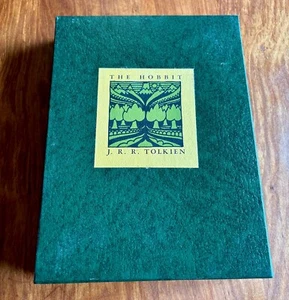 HOBBIT BY J R. R. TOLKIEN 1973 HC 11TH PRINTING WITH SLIPCASE FINE! - Picture 1 of 9