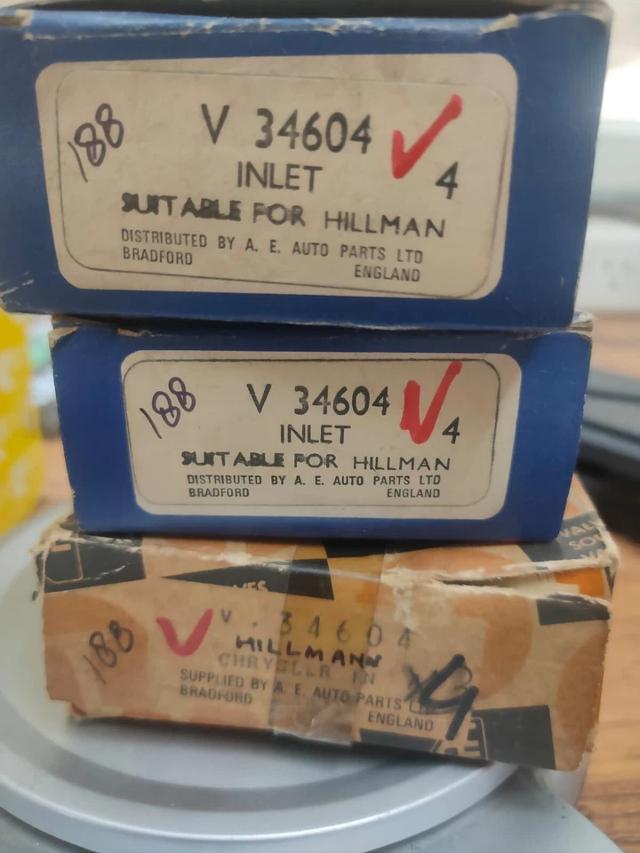 12 PCS X V 34604 INLET VALVE SUITABLE FOR HILLMAN AVENGER 1600GLS - Image 1 of 2