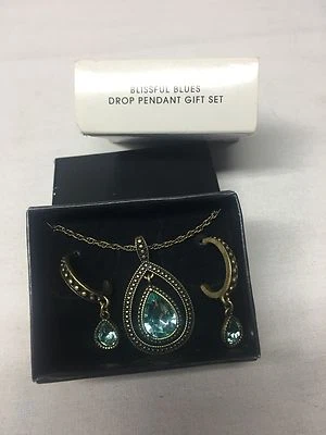 Conjunto de regalo colgante colgante gota azul feliz Avon collar Foto 1 de 4