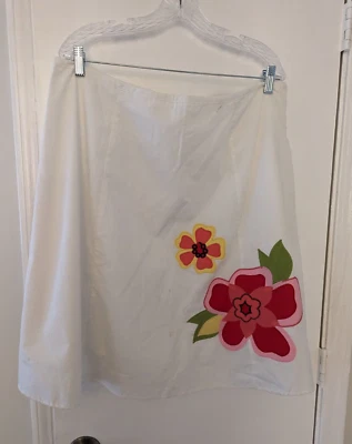 Women's George Skirt-NWT-Size 16 - Image 1 of 4