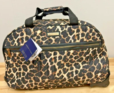 Adrienne Vittadini выстеганная нейлона ручная кладь на роликах спортивная сумка Рекомендуемая розничная цена производителя $385 новый с Ярлыками - Изображение 1 из 4