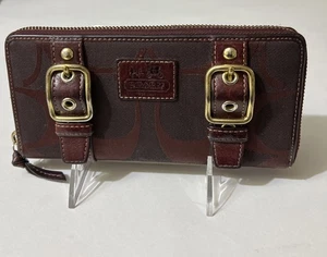 Coach Zoe Geldbörse Clutch Signatur Doppelschnallen Jacquard Canvas Akkordeon Reißverschluss - Bild 1 von 24