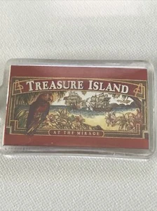VINTAGE TREASURE ISLAND at the MIRAGE KEY CHAIN COLLECTION Las Vegas - Picture 1 of 7