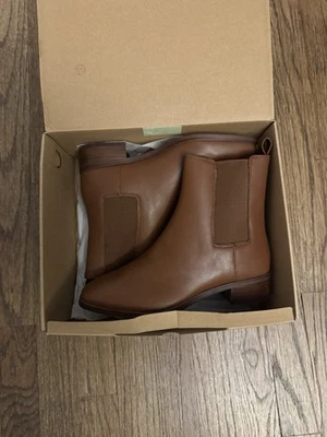 New J.Crew Women’s Chelsea Boots Size 7.5 In Glazed Pecan - Image 1 of 4