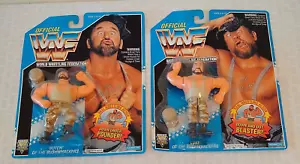 2 Vintage WWF Hasbro MOC Blue Card Wrestling Figur Butch Luke Hat BUSHWHACKERS - Bild 1 von 2