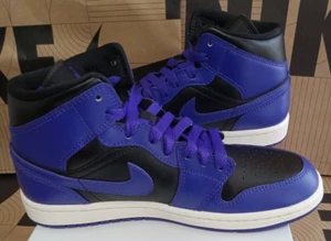 Jordan 1 Mid Damen Gr:7 BQ6472 051 Black/Dark Concord-Sail - Bild 1 von 5