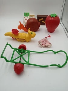 Strawberry Shortcake Playset Snail Cart Vintage Parts Incomplete #ubb10 - Picture 1 of 10