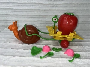 VINTAGE 1982 KENNER STRAWBERRY SHORTCAKE SNAIL CART - Bild 1 von 7