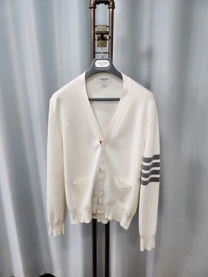 Cardigã Thom Browne branco creme ponto Milano 3/100 88107855 - Imagem 1 de 4