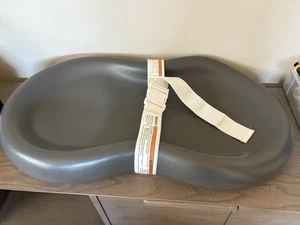 Kekeroo peanut Wickelauflage - anthrazitgrau - gebraucht - Bild 1 von 4