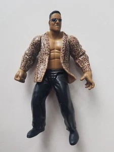 WWF THE ROCK FIGURE JAKKS 1998 WWE BCA Bone Crunching Action Fully Loaded - Picture 1 of 2
