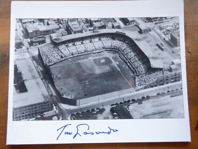 Фотография Томми Ласорды с автографом 8 X 10 черно-белая стадион Делоримье в Монреале - Изображение 1 из 2