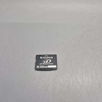 xD Picture Card 256MB Fujifilm Type M - Image 1 of 2