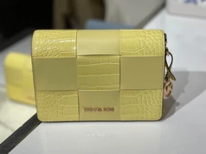 Michael Kors Mercer Clutch Woven Mixed Texture Leather Crossbody Bag Buttercup - Bild 1 von 7