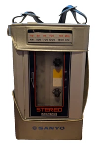 Sanyo M-G30 Portable Stereo Cassette Player AM/FM Radio Please Read! - Picture 1 of 12