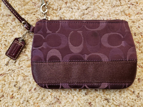 CERNIERA DA POLSO COACH SIGNATURE SMALL CANVAS VIOLA MARRONE CON CINTURINO ETICHETTA CANE USATA IN OTTIME CONDIZIONI