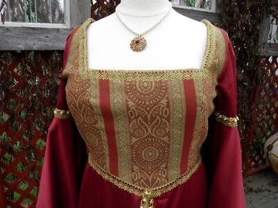 Renaissance Court Style Gown, Medieval Dress Garb, Faire Costume 14/16 - Image 1 of 4
