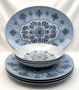 Noritake Melamina Ware 3 Platos, Plato Ovalado y 3 Ensaladeras Patrón Azul - Imagen 1 de 8