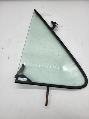 1980-1991 Ford F-150 vent glass RH Bronco, F-250 F-350 wing window Foto 1 de 4