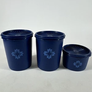 Vintage 3er Set Tupperware Blaubeer Kanister mit Deckel Servier - Bild 1 von 14