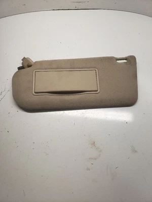 Parasol izquierdo usado se adapta a: Mazda 6 2003 iluminado izquierdo grado A Foto 1 de 4