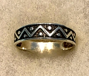 Vintage Sterling Bandring mit Zick Zack Design Größe 8 1/4 - 2,5 Gramm - Bild 1 von 9