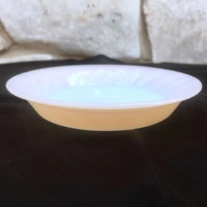 Plato de sartén para pastel Fire King 5-5/8" tarta danés remolino melocotón brillo tinte cobre de colección - Imagen 1 de 4