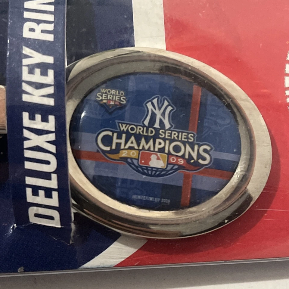 MLB 2009 World series Champions New York Yankees keychain - Image 1 of 4