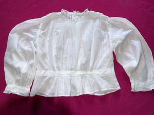 Ancien petit chemiser à basque pour enfant époque 1900 en linon - Imagen 1 de 9