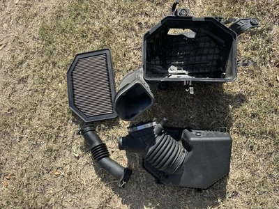 Hyundai Genesis 2015 cupé de 3,8 L conjunto de admisión de stock y filtro Foto 1 de 3