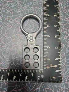 Safety Lockout Tagout 6-hole Lock Out Tag Out Clamp - Picture 1 of 3