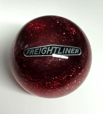 Semirremolque Freightliner Hanco estilo carretera perilla de cambio roja escama Foto 1 de 2