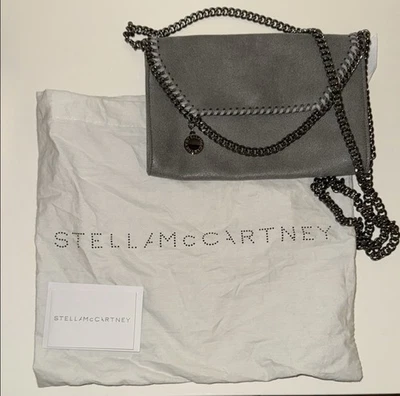 Bandolera Stella McCartney Falabella imitación cuero gris NUEVA $795 venta al por menor  Foto 1 de 4