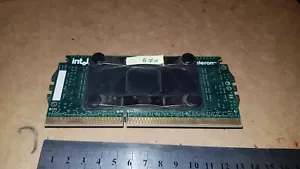 CPU INTEL CELERON SL2X8 300 MHz RANURA1 + ALUMINIO REFRIGERADOR. - Imagen 1 de 7