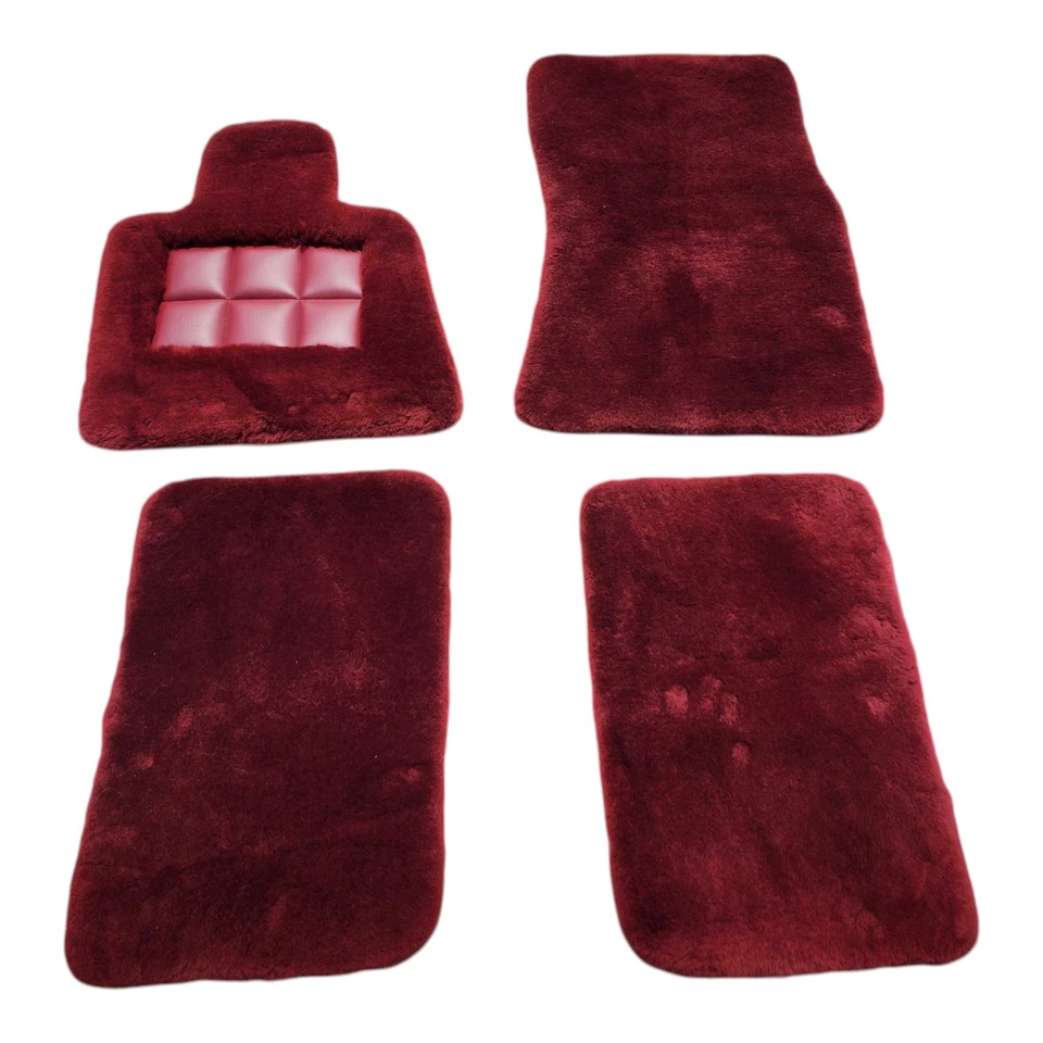Tapetes de assoalho de carro de pele de carneiro genuínos vermelho escuro compatíveis com Rolls Royce Cullinan 2019 - 2025 - Imagem 1 de 4